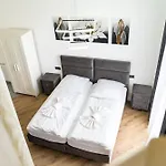 Apartman Kms Homes - Modern - Near Legoland Guenzburg