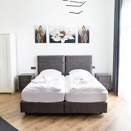 Apartment Kms Homes - Air Conditioning - Near Legoland Guenzburg Bubesheim